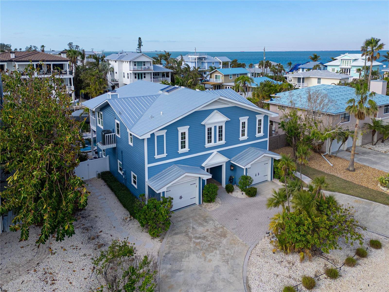 524 LOQUAT DR,  Anna Maria,  FL 34216