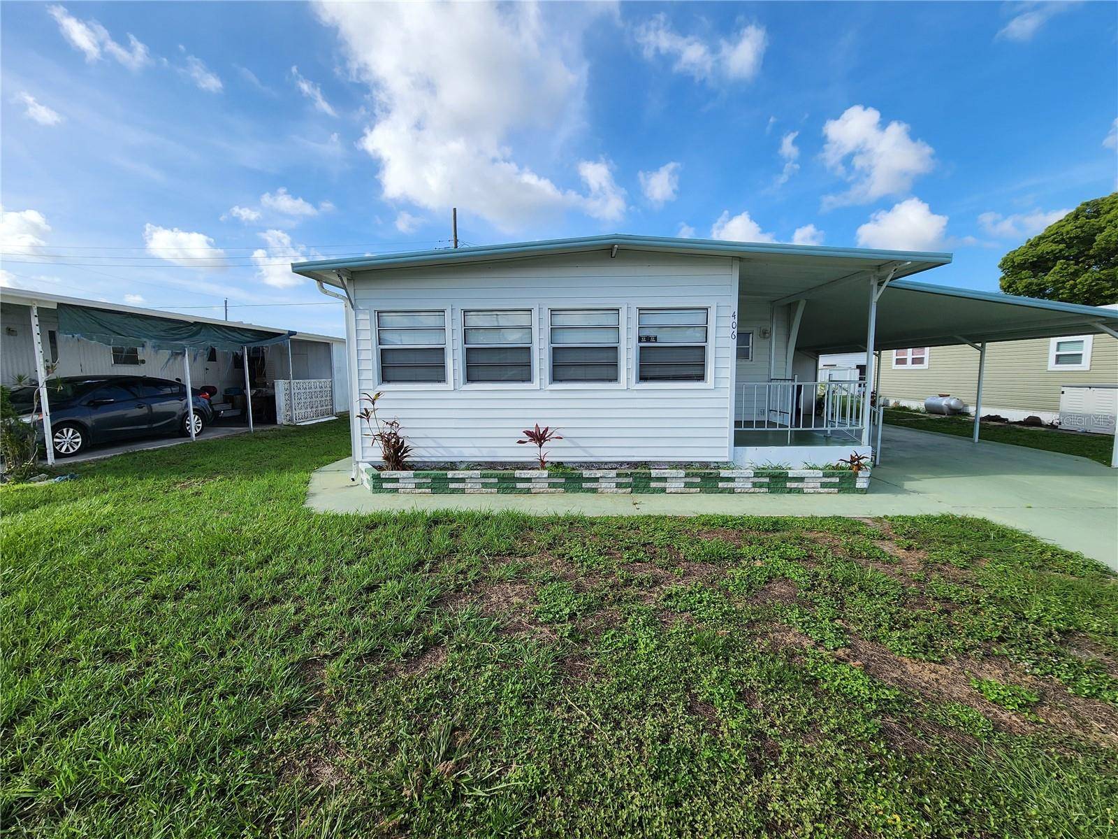 Bradenton, FL 34203,808 53RD AVE E #76