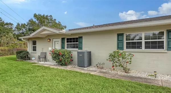 Sarasota, FL 34234,2621 GOLF COURSE DR #401