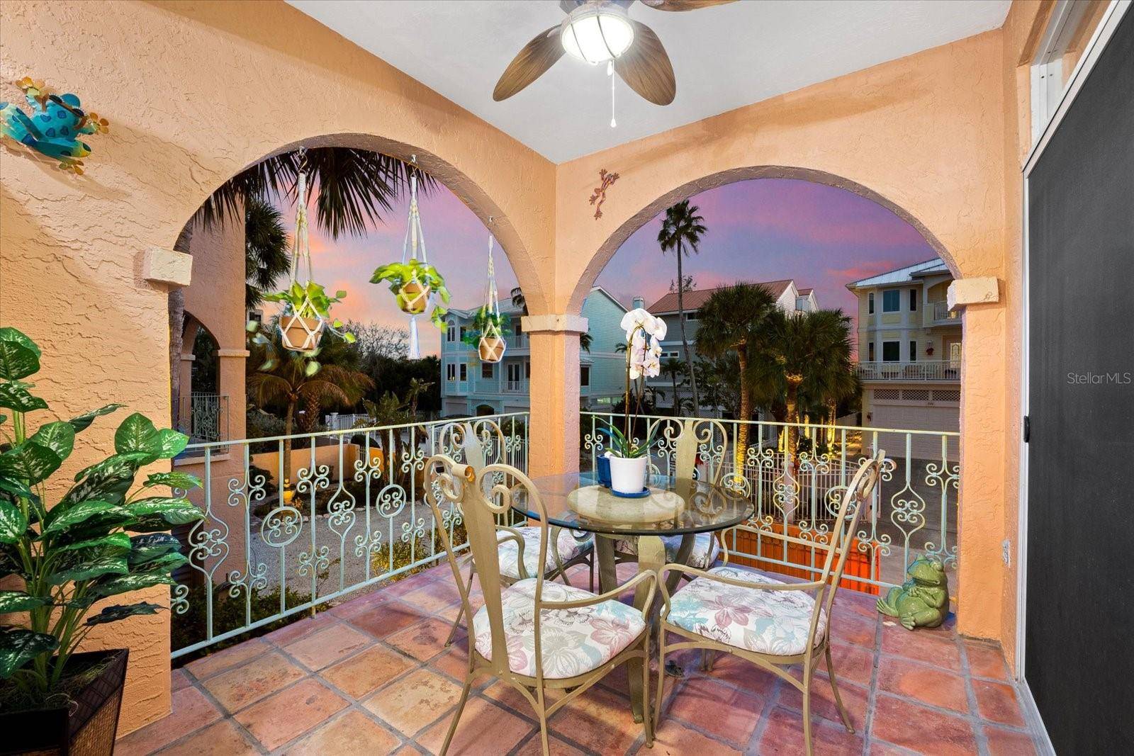 Sarasota, FL 34242,221 TENACITY LN