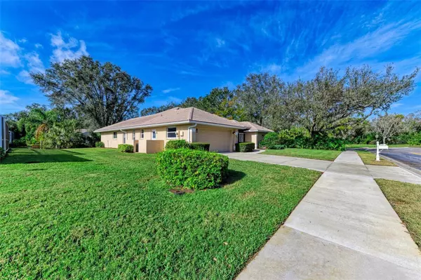 Venice, FL 34293,601 LAKESCENE DR
