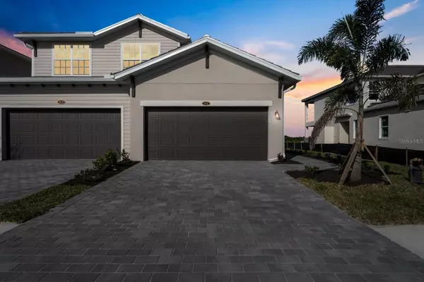 Venice, FL 34293,17585 BORACAY CT #2-102