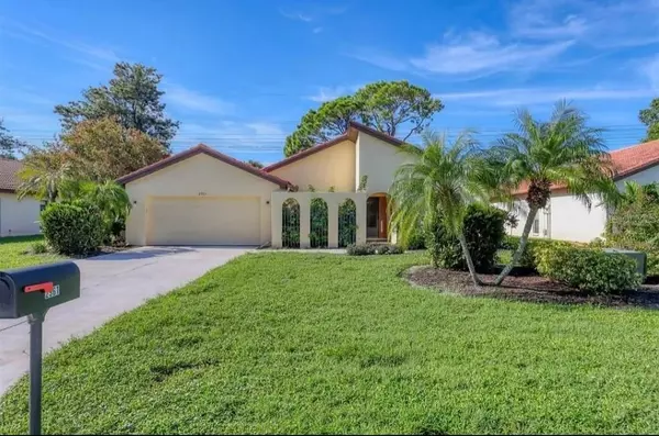 2961 HEATHER BOW, Sarasota, FL 34235