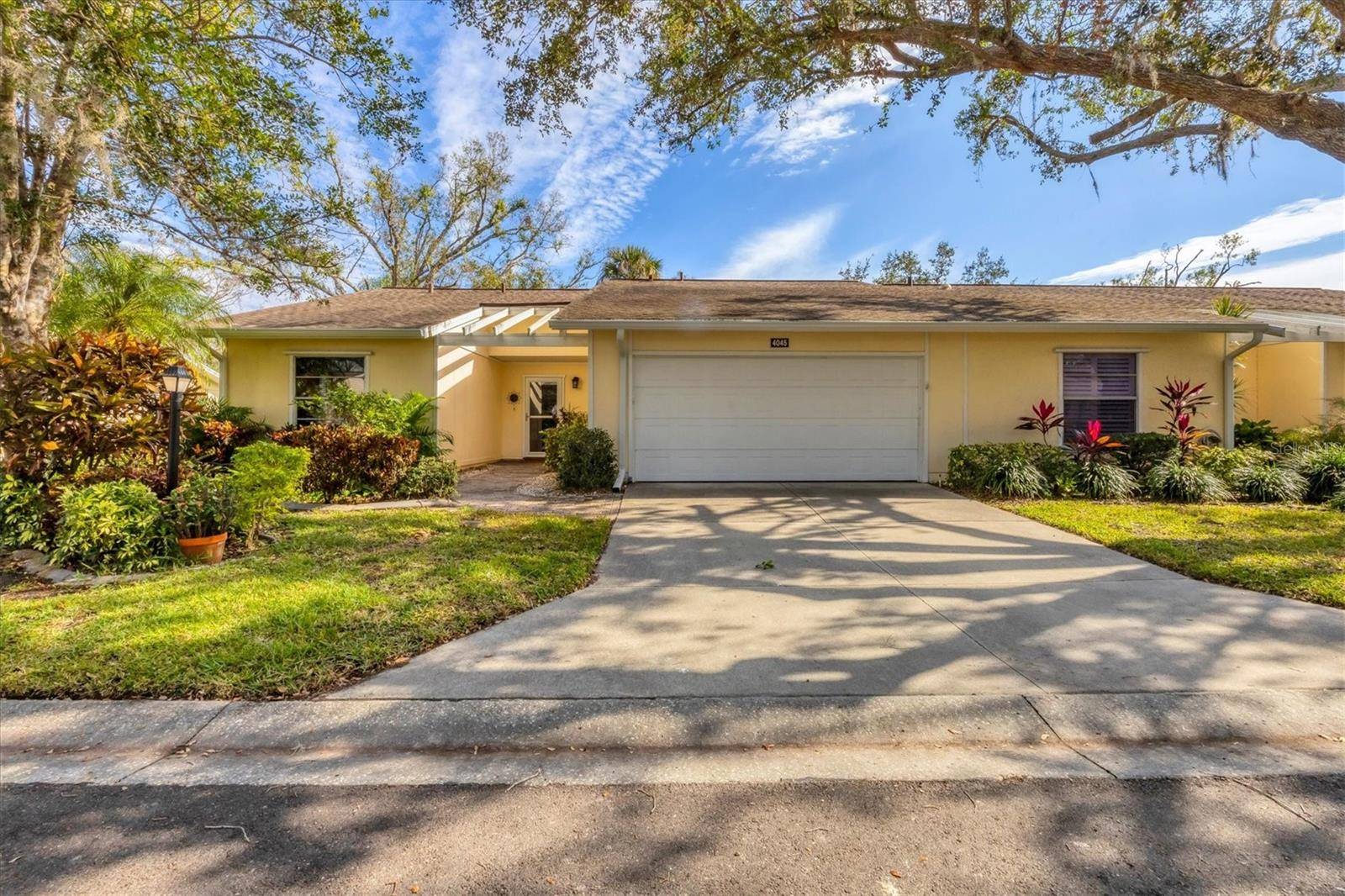 4045 OAKHURST DR #3125, Sarasota, FL 34233