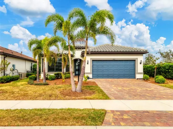 17819 EASTBROOK TER, Lakewood Ranch, FL 34202