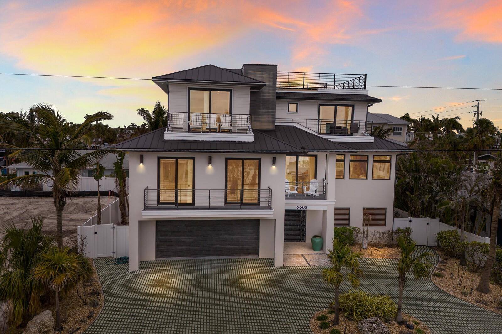 6605 GULF DR, Holmes Beach, FL 34217