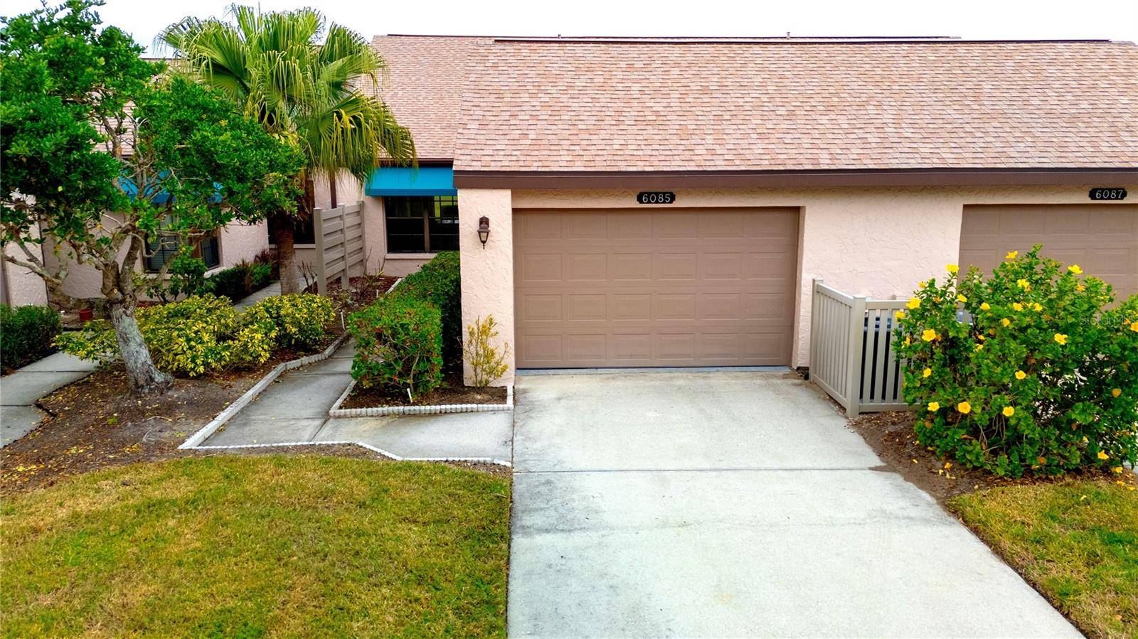 6085 CLUBSIDE DR #7682, Sarasota, FL 34243