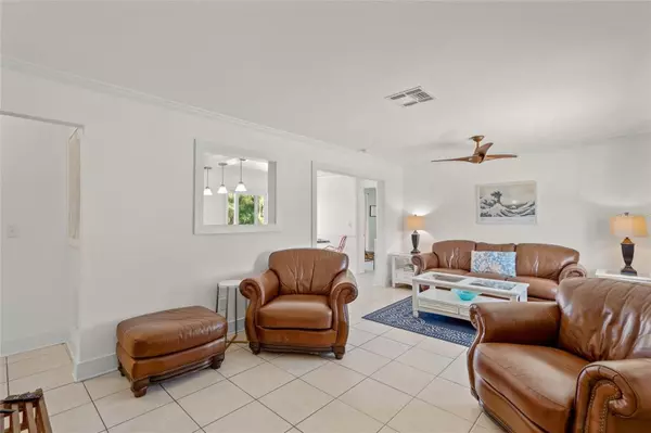 Longboat Key, FL 34228,605 JUNGLE QUEEN WAY