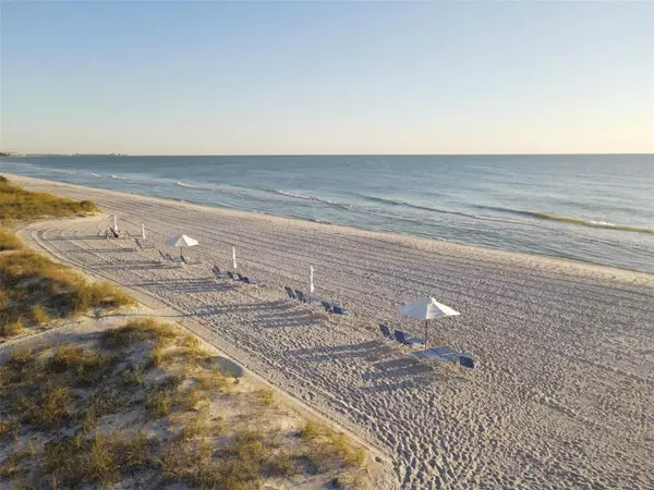 Longboat Key, FL 34228,1465 GULF OF MEXICO DR #402