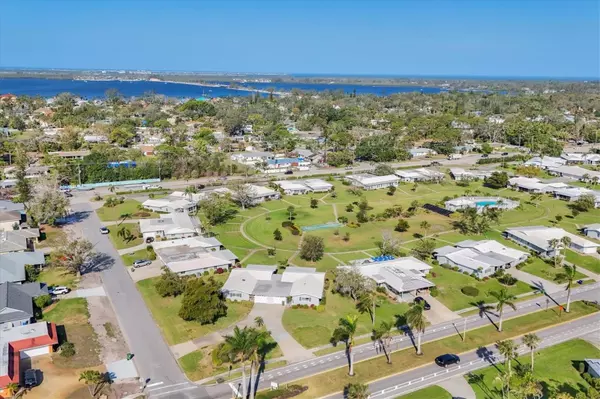Bradenton, FL 34209,7304 11TH AVE W