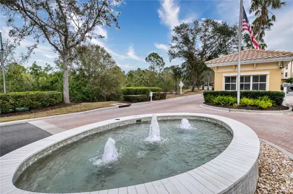 Lakewood Ranch, FL 34202,6450 WATERCREST WAY #303