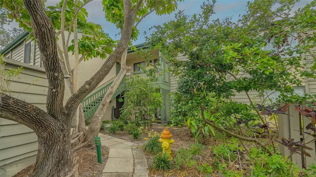 1510 PELICAN POINT DR #BA168, Sarasota, FL 34231