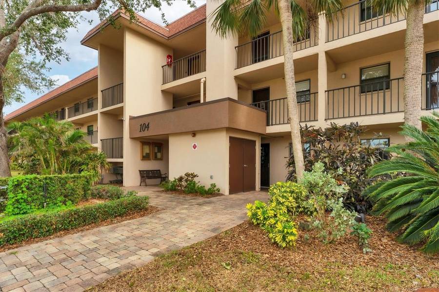 104 CAPRI ISLES BLVD #112, Venice, FL 34292