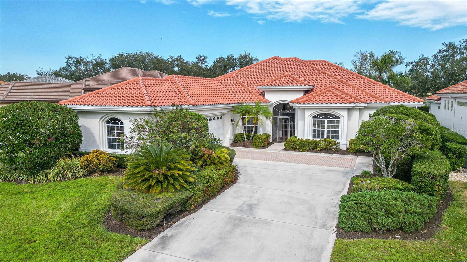 2482 DICK WILSON DR, Sarasota, FL 34240