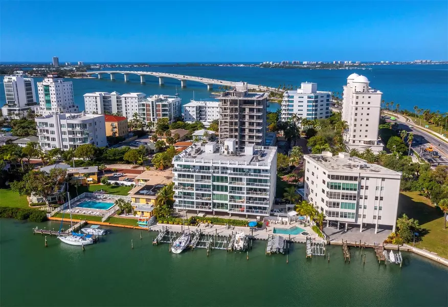 650 GOLDEN GATE PT #401, Sarasota, FL 34236