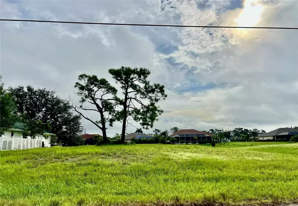 803 ROTONDA CIR, Rotonda West, FL 33947