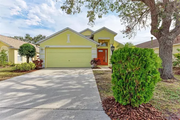 6215 BLUEFLOWER CT,  Lakewood Ranch,  FL 34202