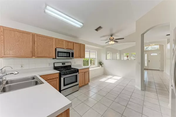 Lakewood Ranch, FL 34202,6215 BLUEFLOWER CT