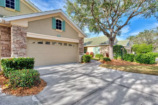 Sarasota, FL 34243,4914 LAKESCENE PL