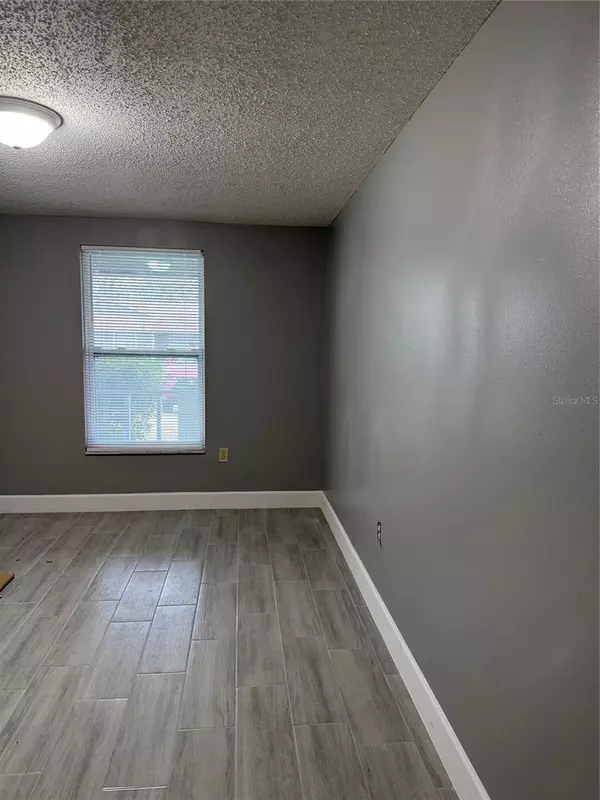 Bradenton, FL 34209,4212 78TH ST W #4212