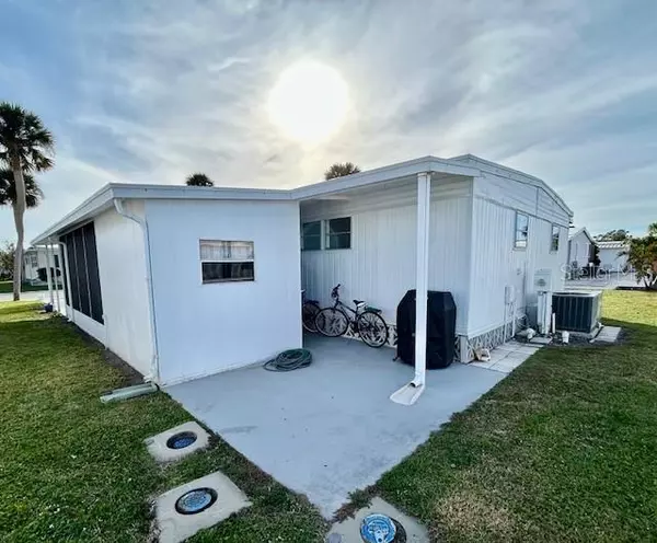 Venice, FL 34293,611 WATER LILY DR