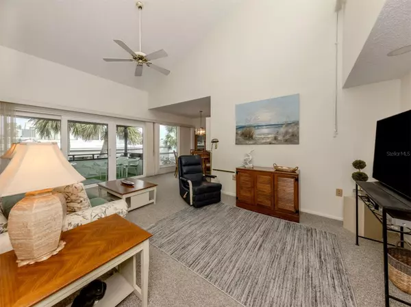 Venice, FL 34285,1555 TARPON CENTER DR #261