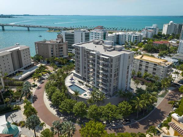 325 GOLDEN GATE PT #704, Sarasota, FL 34236