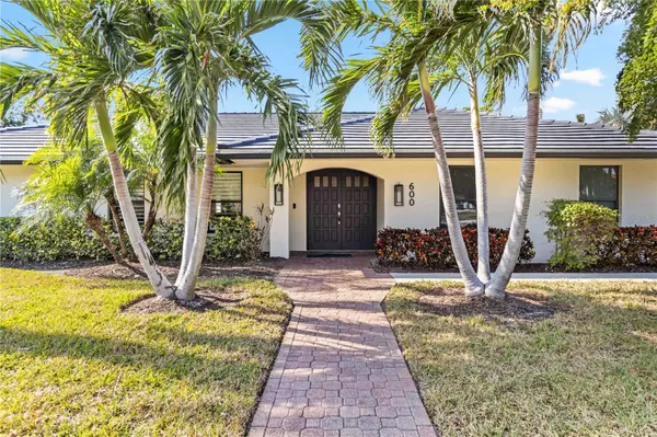 Sarasota, FL 34236,600 OWL WAY