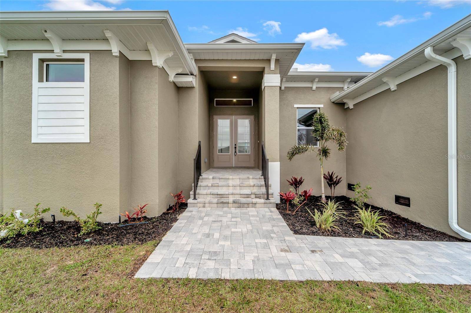 Port Charlotte, FL 33981,10508 MCALESTER CIR