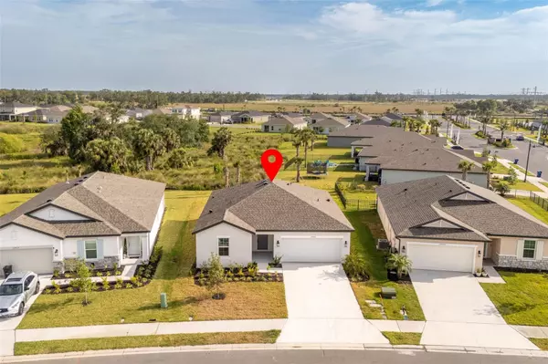 Parrish, FL 34219,10008 LAST LIGHT GLN