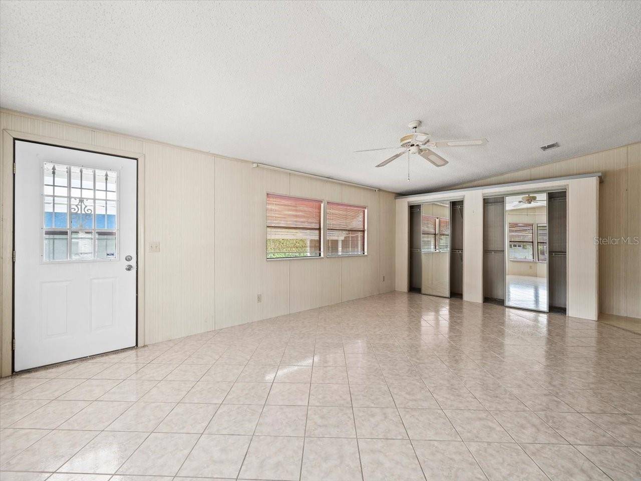Oldsmar, FL 34677,62 PELICAN DR S
