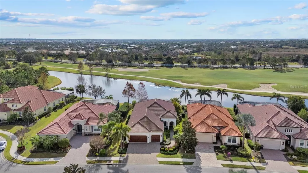 15608 LEVEN LINKS PL, Lakewood Ranch, FL 34202