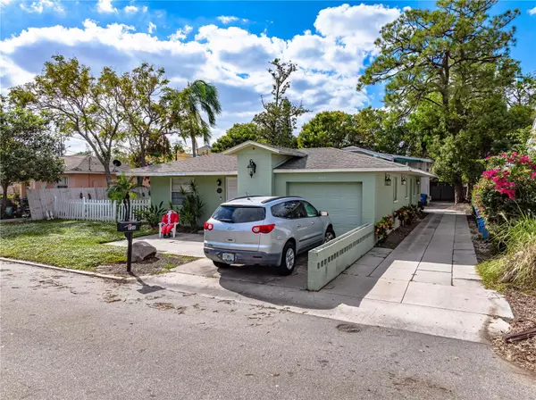 Bradenton, FL 34205,928 16TH ST W