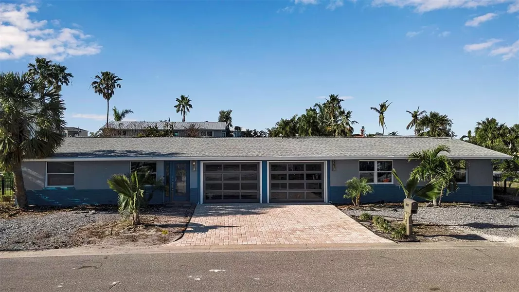 765 SAINT JUDES DR N, Longboat Key, FL 34228