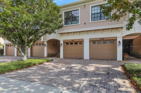 4007 OVERTURE CIR, Bradenton, FL 34209