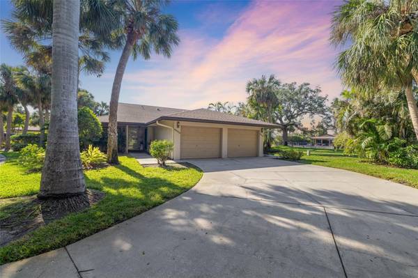 6650 SCHOONER BAY CIR #6650, Sarasota, FL 34231