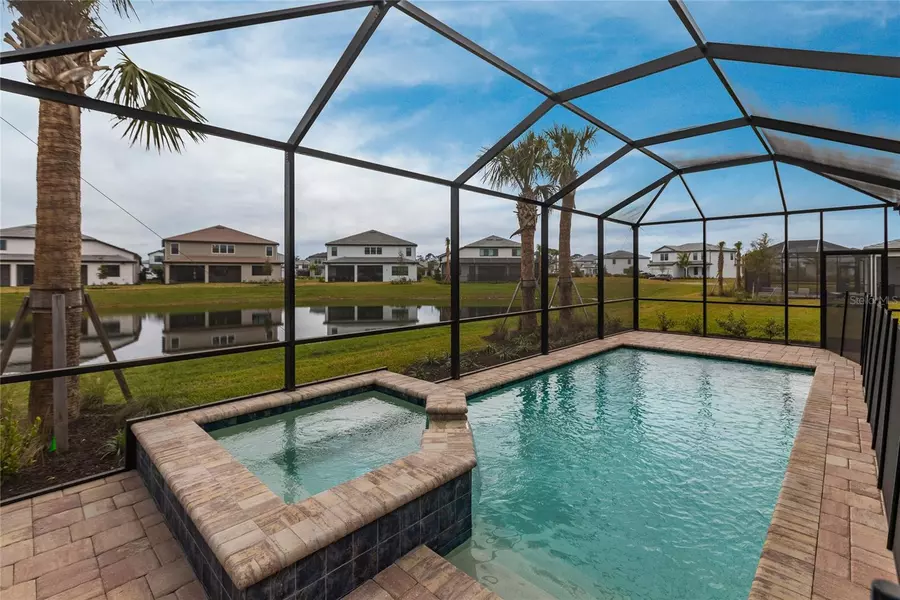5658 SILVERSIDE PINE CT, Bradenton, FL 34211