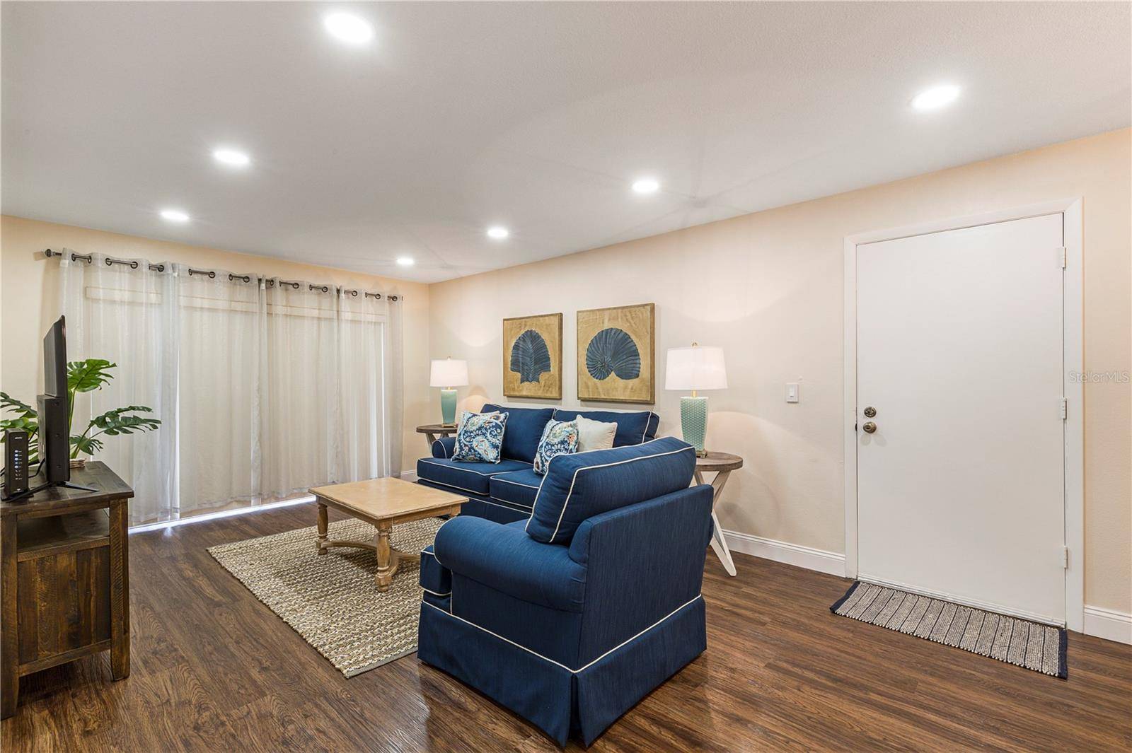 Sarasota, FL 34232,3231 BENEVA RD #101