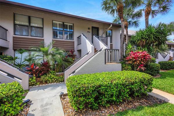 2961 TAYWOOD MDWS #26, Sarasota, FL 34235