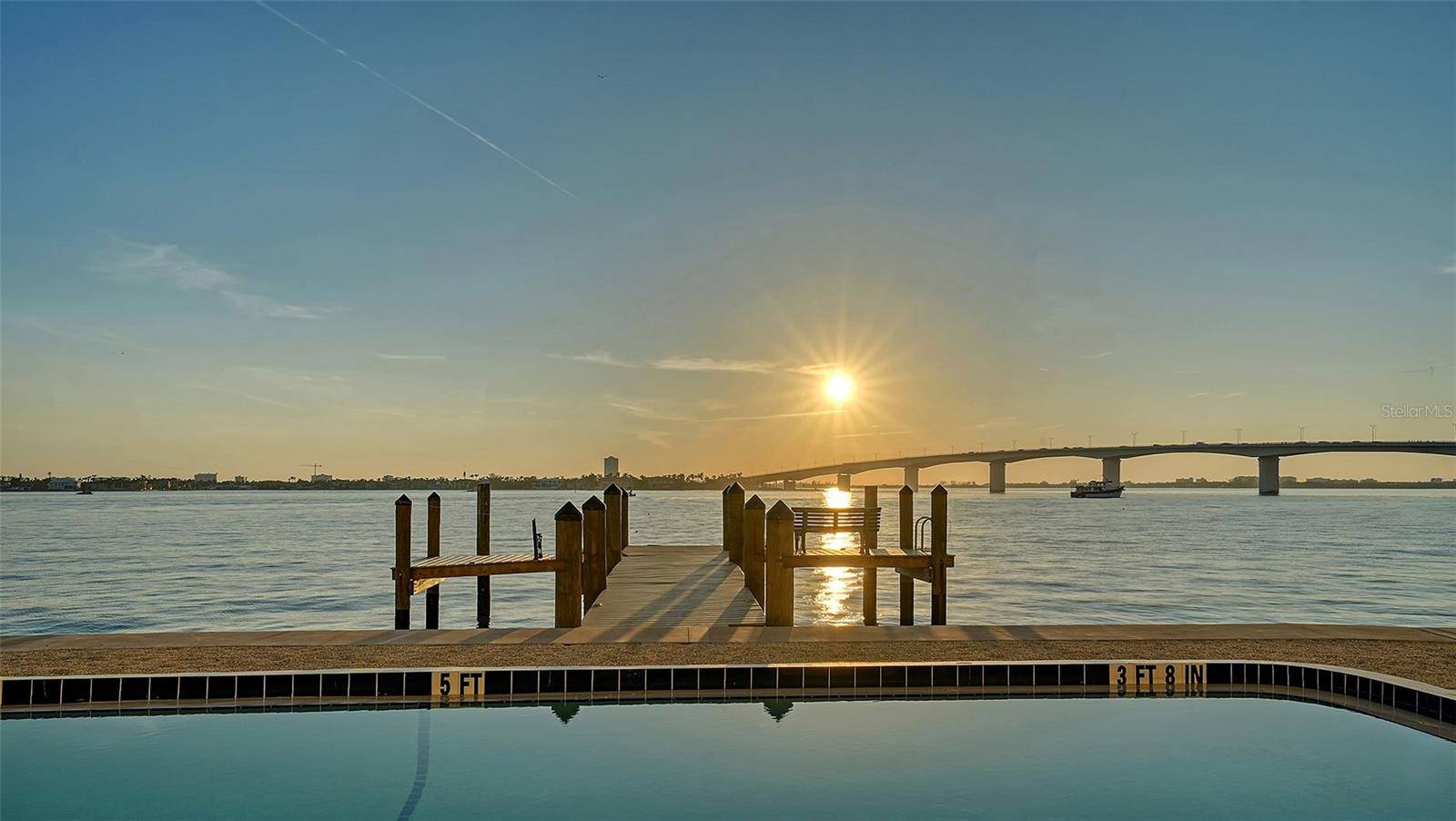 Sarasota, FL 34236,350 GOLDEN GATE PT #11