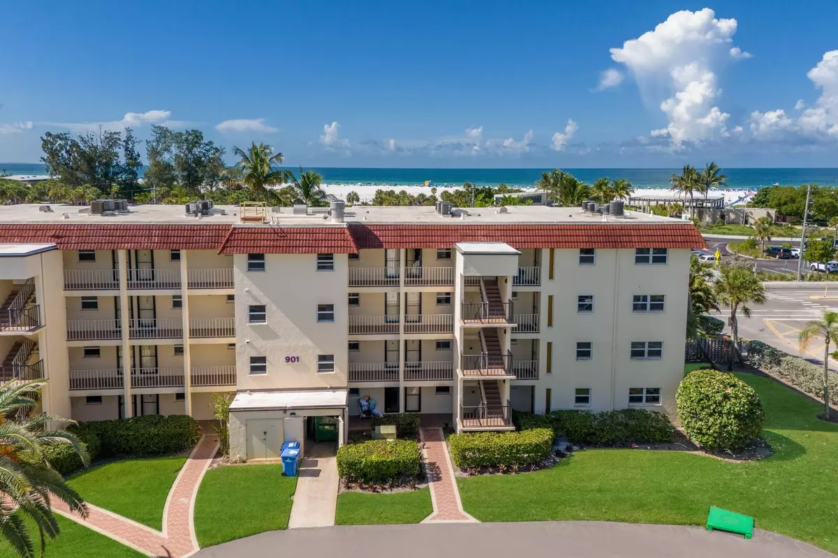 Sarasota, FL 34242,901 BEACH RD #402