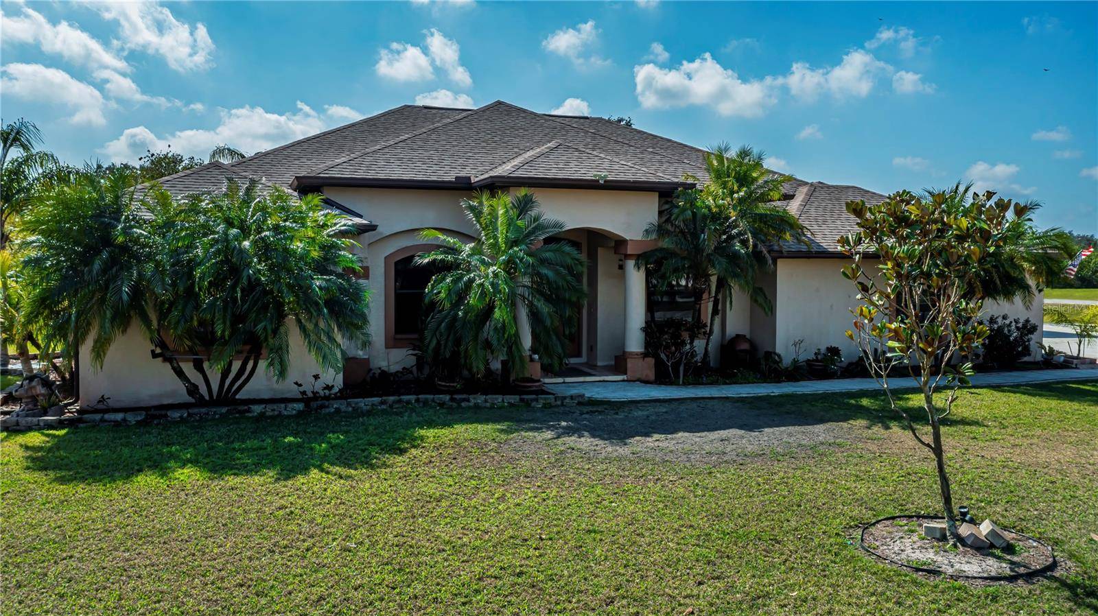 2002 PALM VIEW RD, Sarasota, FL 34240