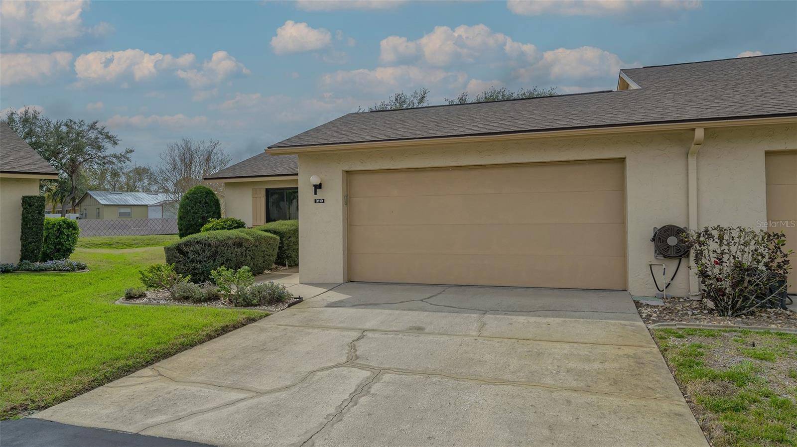 Sarasota, FL 34237,3119 GLEN ELYN BLVD #9