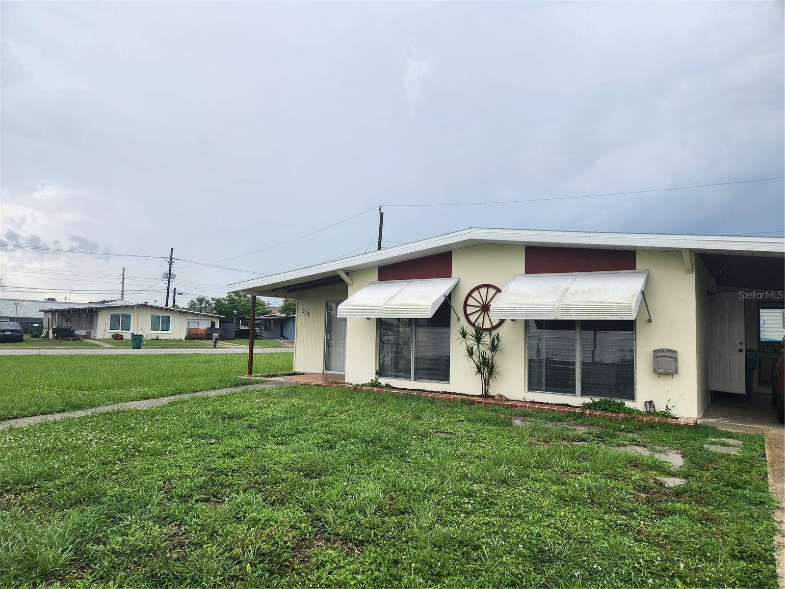 211 DALTON BLVD, Port Charlotte, FL 33952