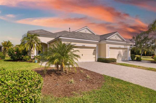 12019 SAWGRASS LAKE TER, Bradenton, FL 34211