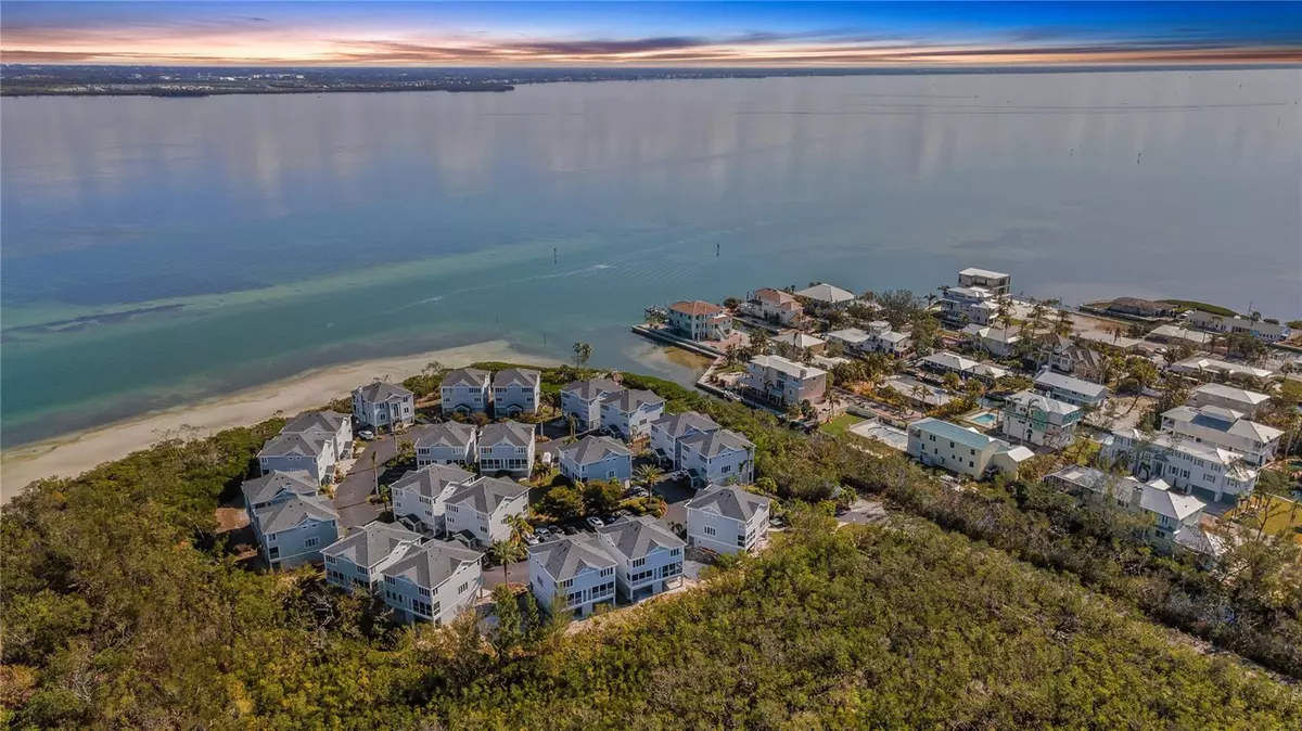 Longboat Key, FL 34228,858 EVERGREEN WAY