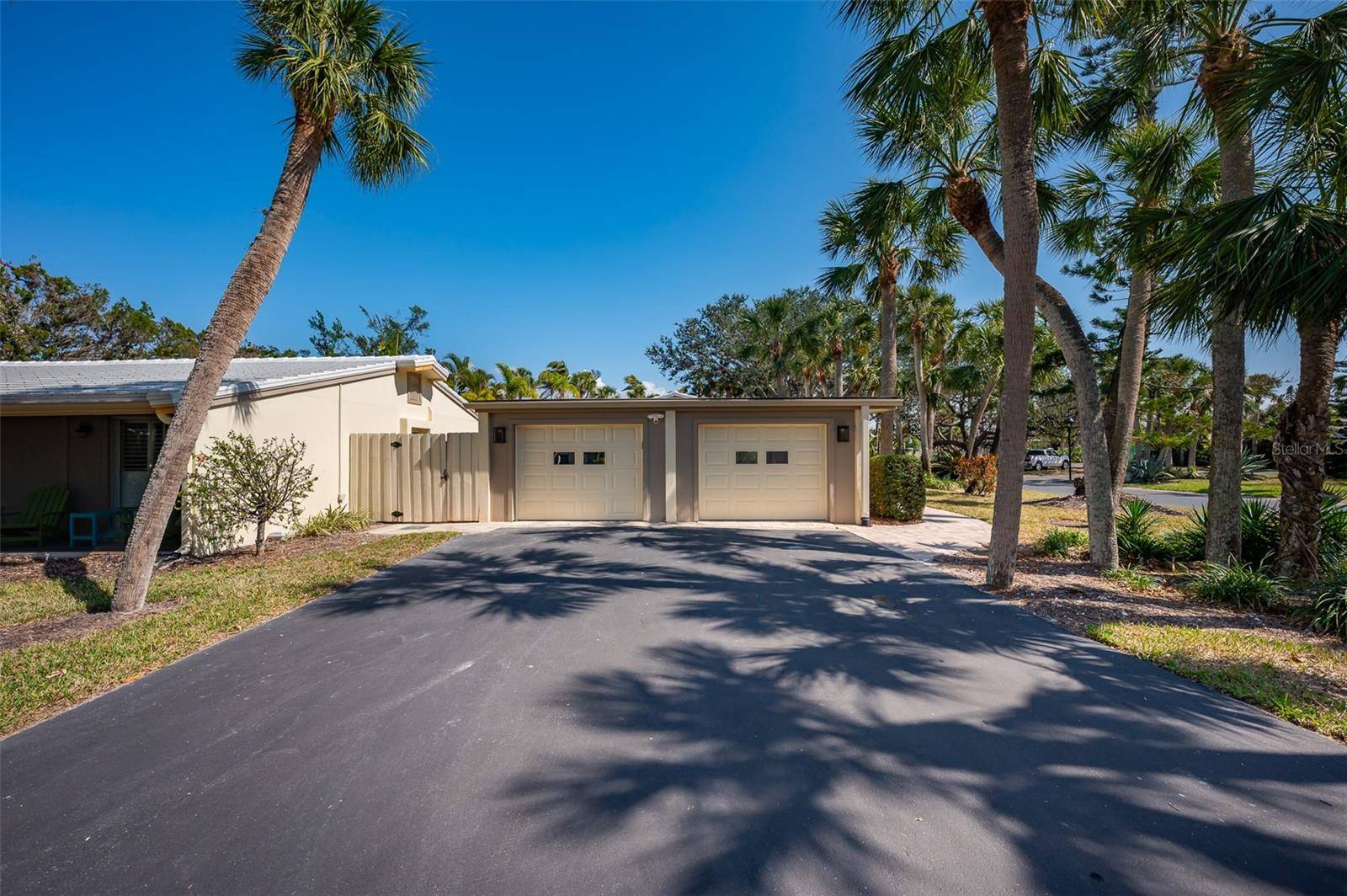 Sarasota, FL 34242,231 HOURGLASS WAY #V5