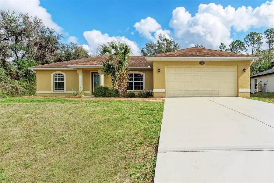 2720 DODE AVE, North Port, FL 34288