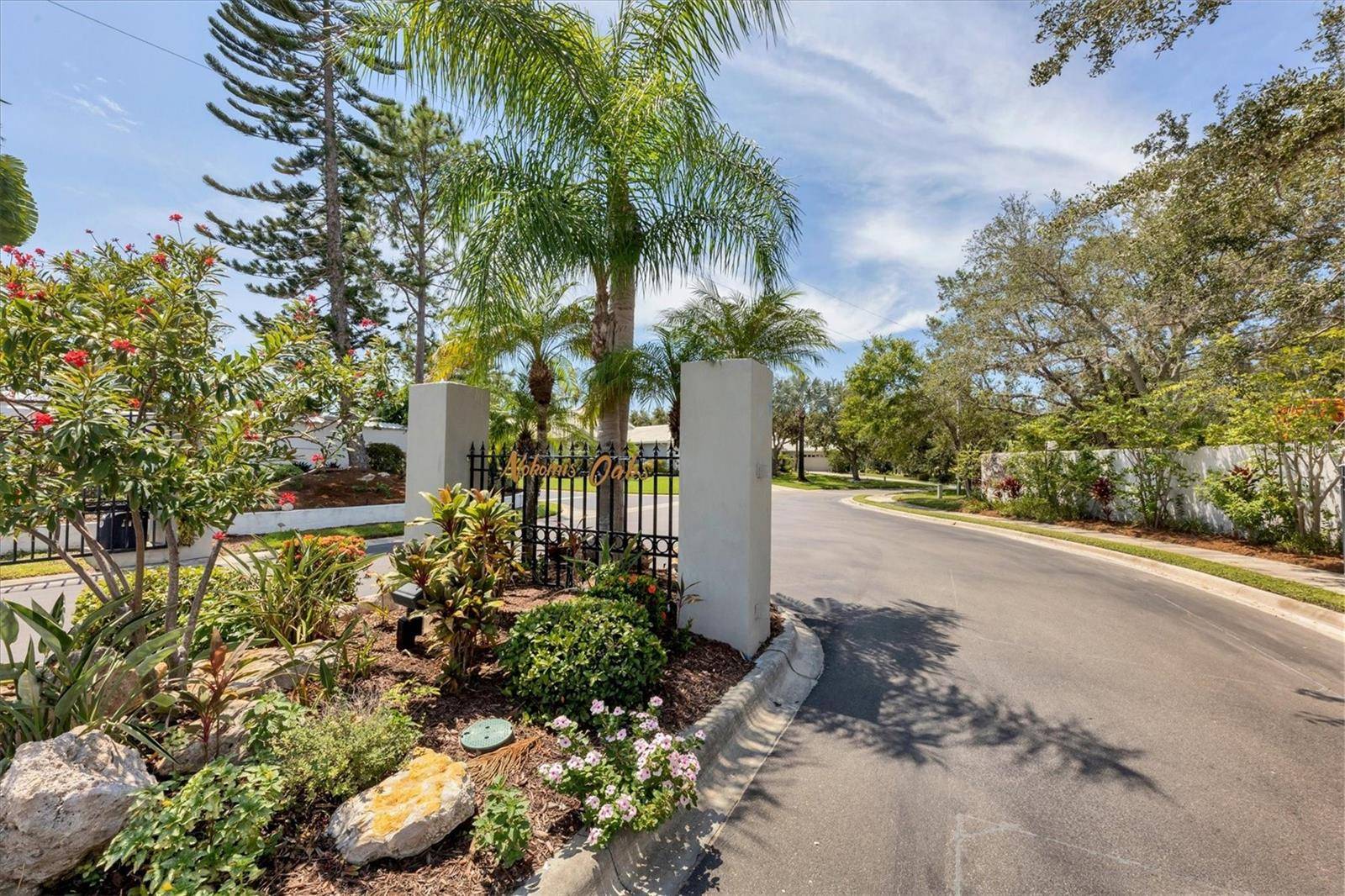 JENNY DR, Nokomis, FL 34275