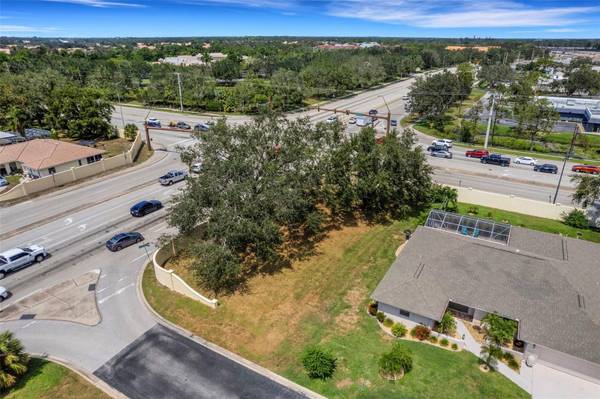 1101 N CYPRESS POINT DR, Venice, FL 34293